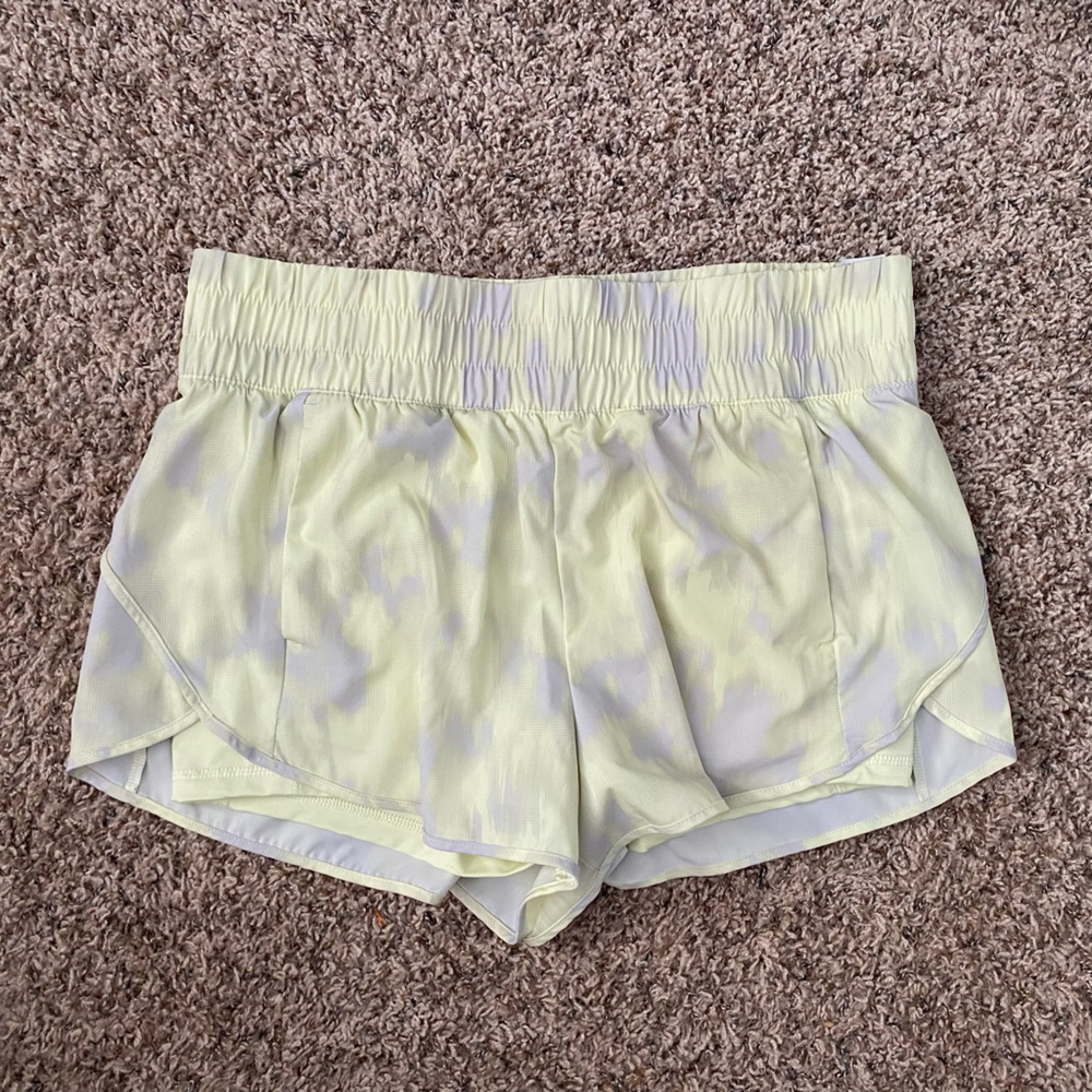 Avia Pale Yellow Sports Shorts